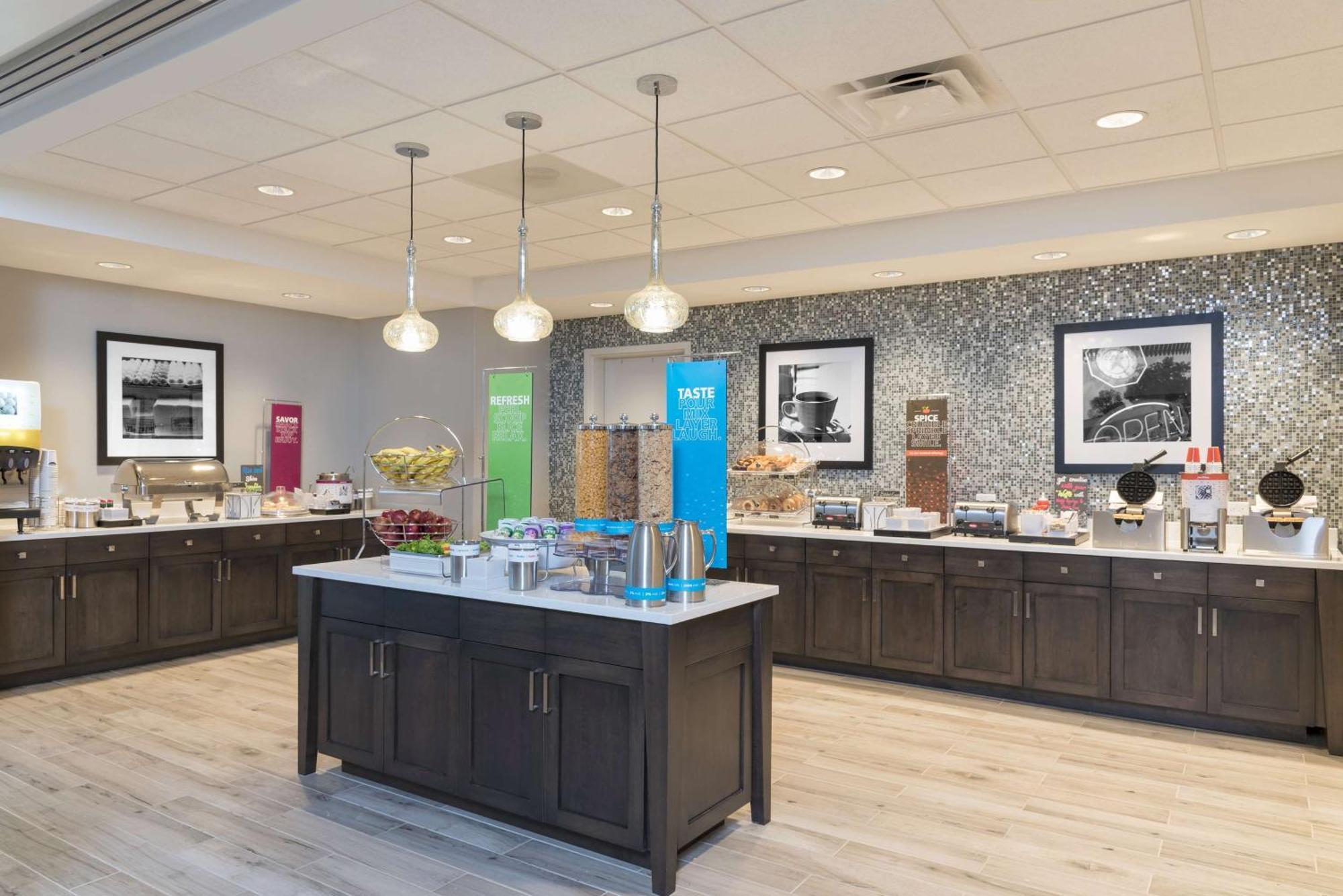 Hampton Inn & Suites By Hilton Chicago Schaumburg Il Dış mekan fotoğraf